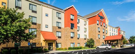 The best available hotels & places to stay near Bowling Green, OH.